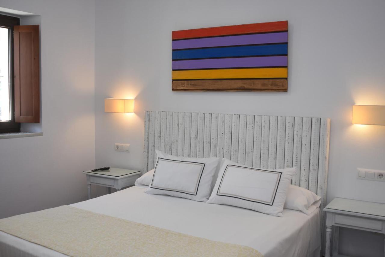 Hostal Dona Lola Marina Zahara de los Atunes Extérieur photo